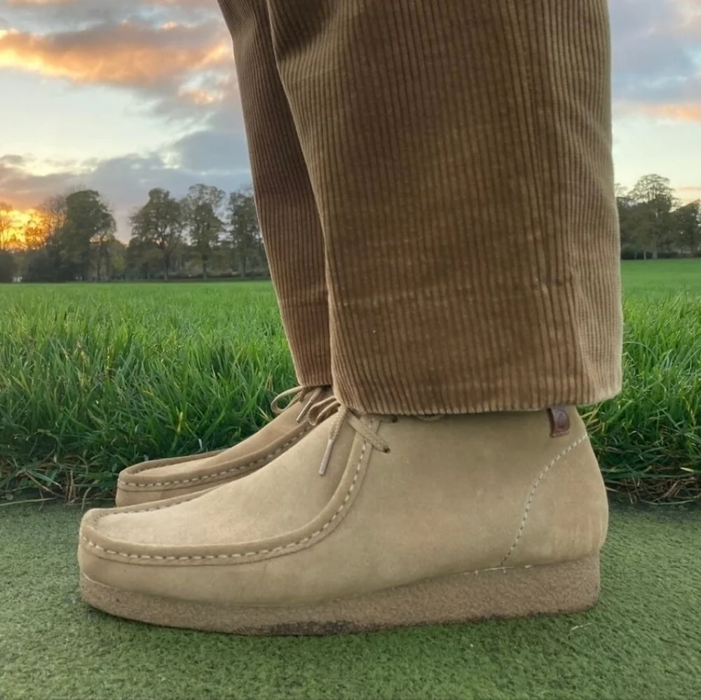 Trail Guide Chukka Gum sole boots size 13